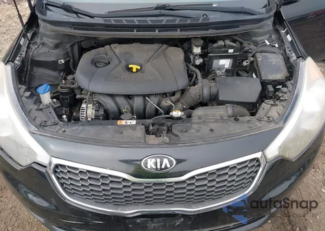 2015 Kia Forte Lx z USA, uszkodzony, nr VIN KNAFX4A67F5404535